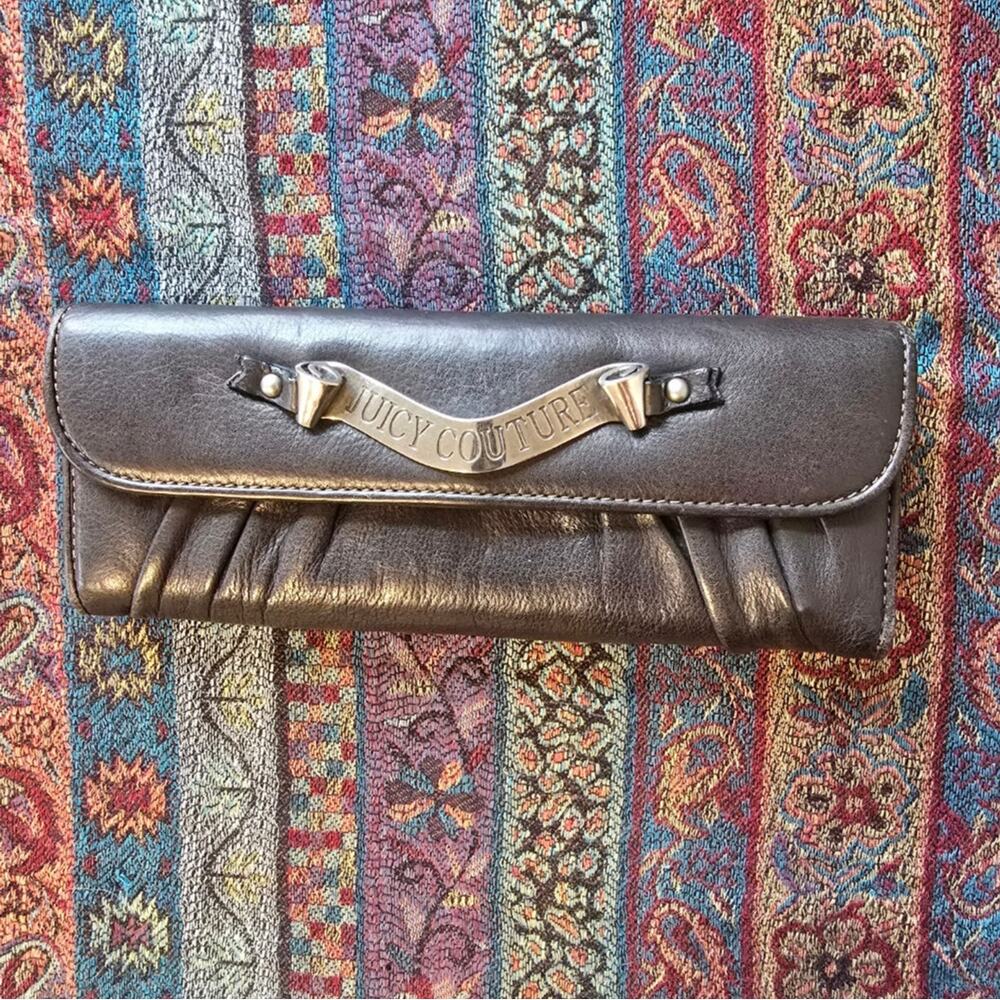 Juicy Couture Black Leather wallet with Metal Branding